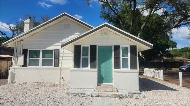 2117 5TH STREET Front House, Sarasota, FL 34237