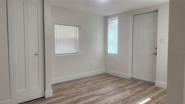2117 5TH STREET Front House, Sarasota, FL 34237