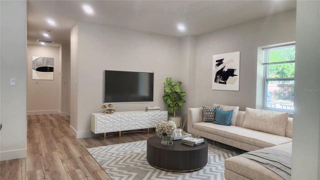 2117 5TH STREET Front House, Sarasota, FL 34237