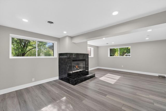 250 W Suburban COURT, Fox Point, WI 53217