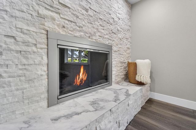 250 W Suburban COURT, Fox Point, WI 53217