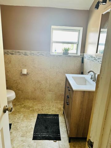 1298 Spring Street, Muskegon City, MI 49442