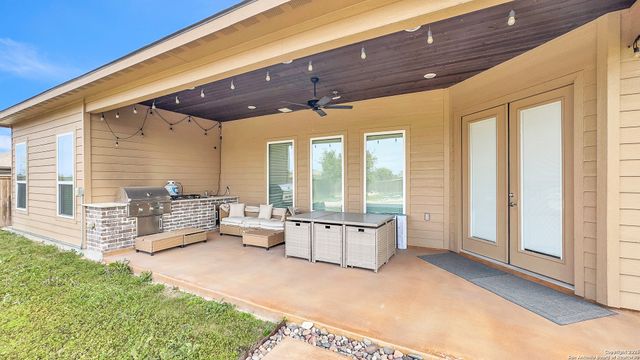 212 Big Bend, Castroville, TX 78009