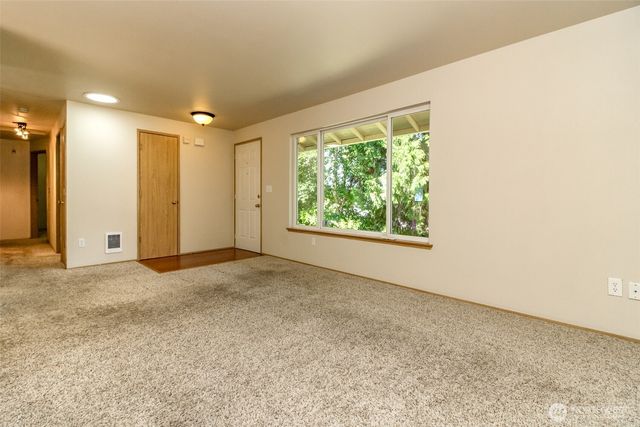 9311 203rd Avenue E, Bonney Lake, WA 98391