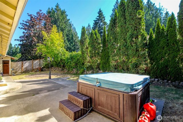 9311 203rd Avenue E, Bonney Lake, WA 98391