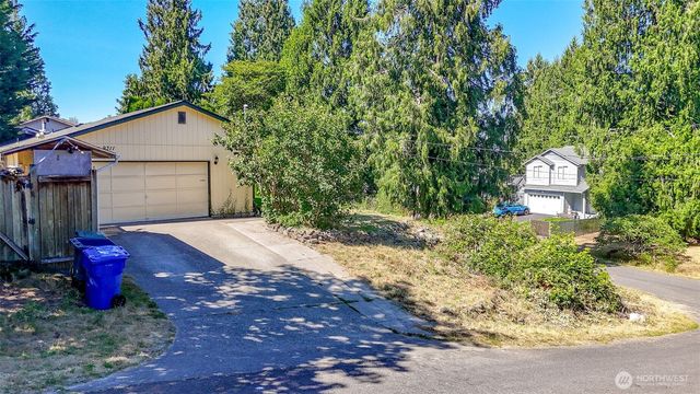 9311 203rd Avenue E, Bonney Lake, WA 98391