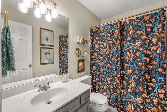 134 W Harbor, Hendersonville, TN 37075