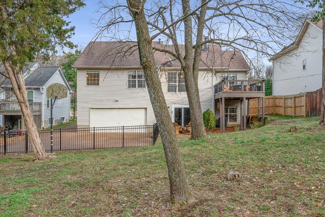 134 W Harbor, Hendersonville, TN 37075