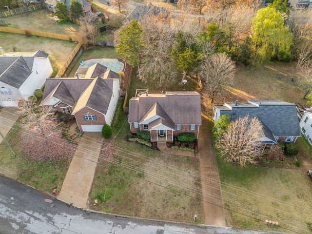 134 W Harbor, Hendersonville, TN 37075