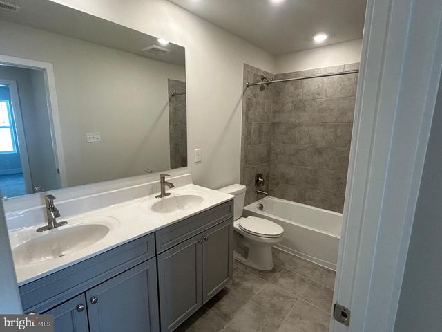 10135 SHENANDOAH LN, White Plains, MD 20695