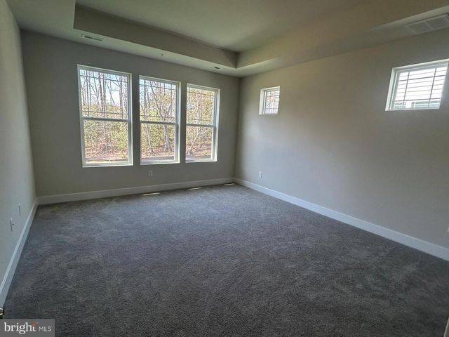 10135 SHENANDOAH LN, White Plains, MD 20695