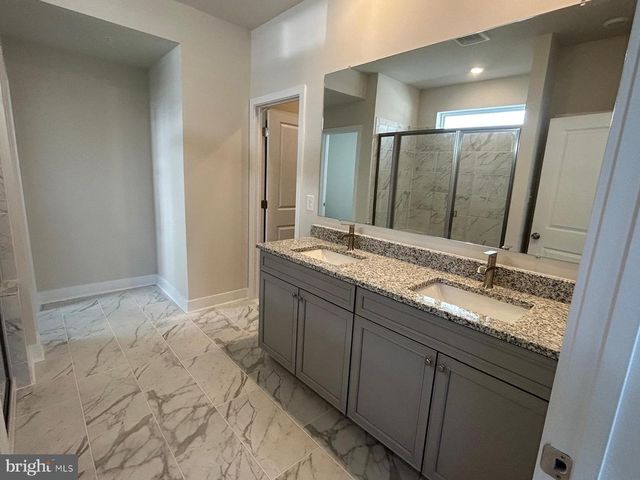 10135 SHENANDOAH LN, White Plains, MD 20695