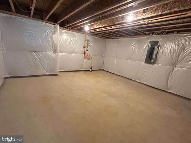 10135 SHENANDOAH LN, White Plains, MD 20695