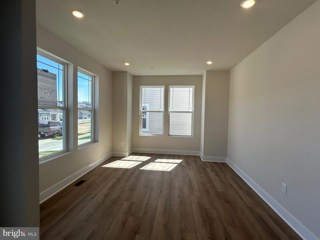 10135 SHENANDOAH LN, White Plains, MD 20695