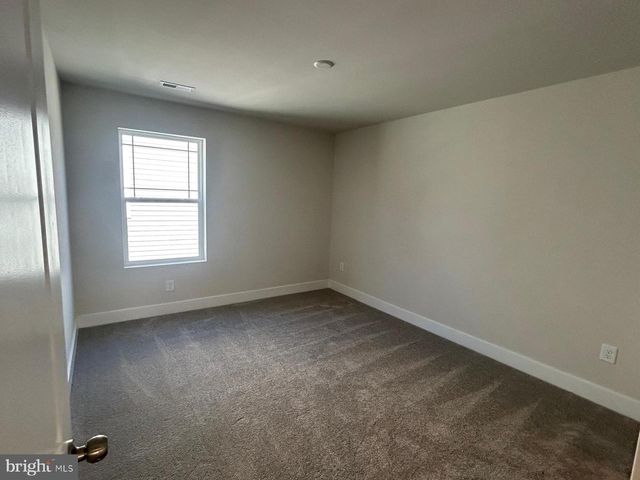 10135 SHENANDOAH LN, White Plains, MD 20695