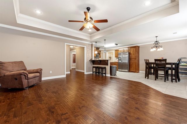 5502 Glenn Cove, Bryant, AR 72022