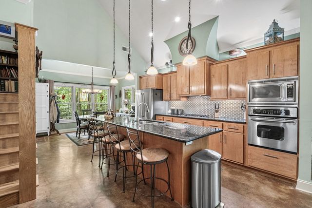 255 Stoney Brook Trail, Hayesville, NC 28904