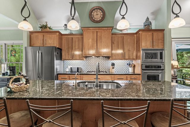 255 Stoney Brook Trail, Hayesville, NC 28904