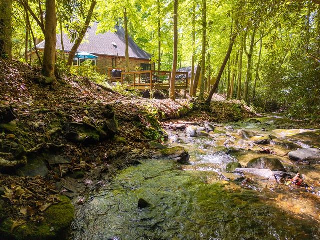255 Stoney Brook Trail, Hayesville, NC 28904