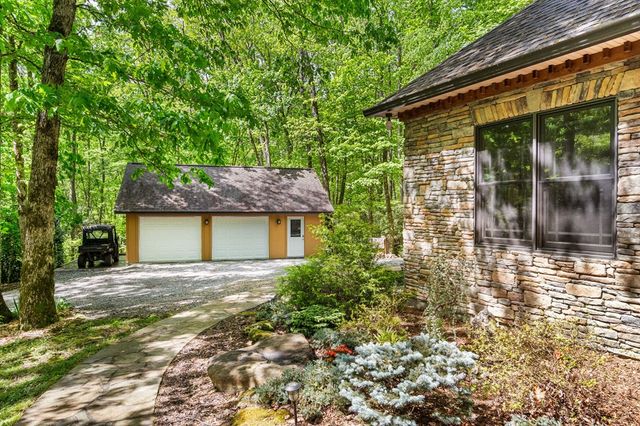 255 Stoney Brook Trail, Hayesville, NC 28904