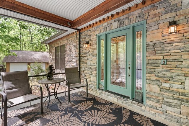 255 Stoney Brook Trail, Hayesville, NC 28904