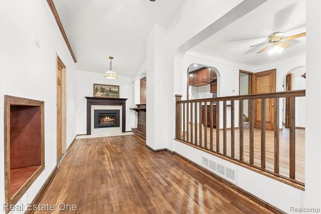 1353 Ford Avenue, Wyandotte, MI 48192