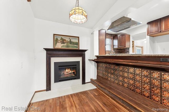 1353 Ford Avenue, Wyandotte, MI 48192