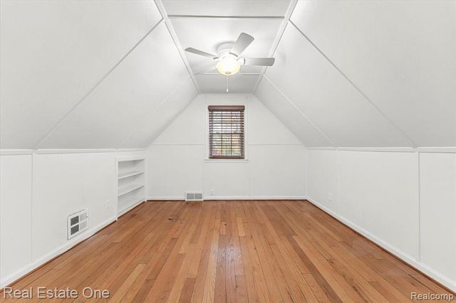 1353 Ford Avenue, Wyandotte, MI 48192