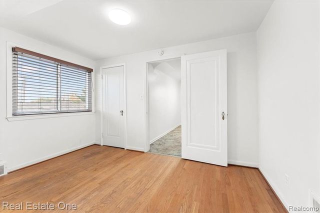 1353 Ford Avenue, Wyandotte, MI 48192