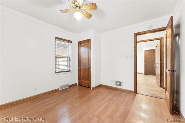 1353 Ford Avenue, Wyandotte, MI 48192