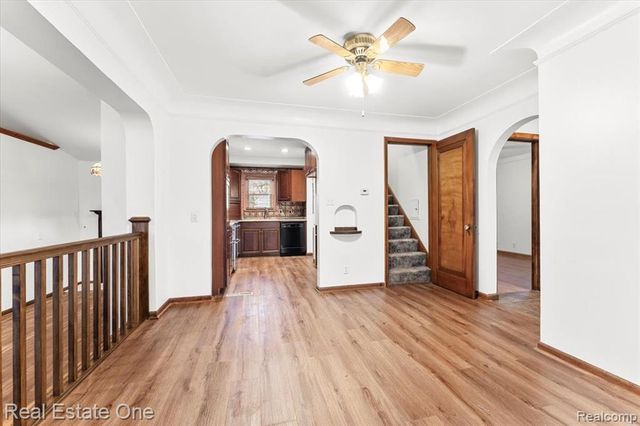 1353 Ford Avenue, Wyandotte, MI 48192