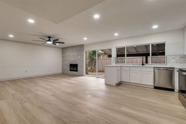 8517 Van Pelt Drive, Dallas, TX 75228
