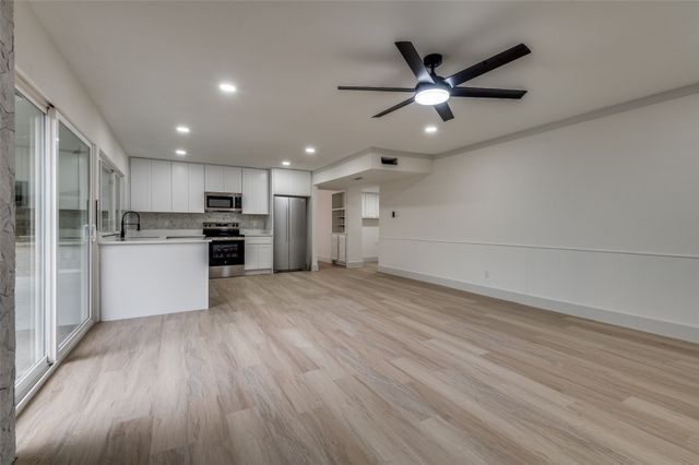 8517 Van Pelt Drive, Dallas, TX 75228