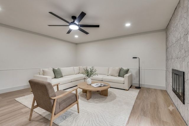 8517 Van Pelt Drive, Dallas, TX 75228