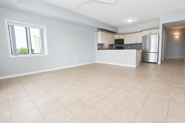312 Outlook Cove, La Porte, IN 46350