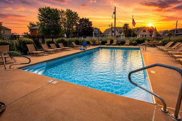 312 Outlook Cove, La Porte, IN 46350
