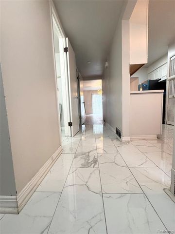 4386 15 Mile Road 64, Sterling Heights, MI 48310