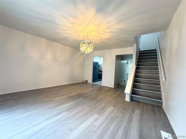 4386 15 Mile Road 64, Sterling Heights, MI 48310