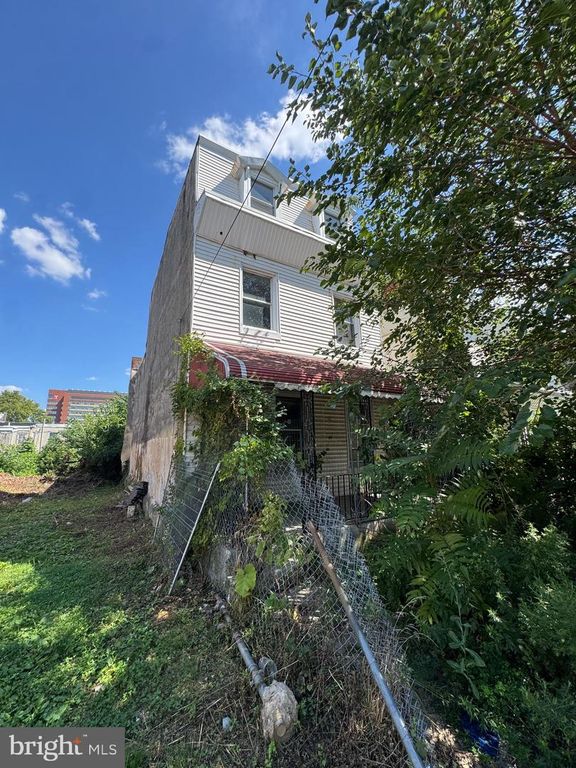 3513 N 17TH ST, PHILADELPHIA, PA 19140 — exterior
