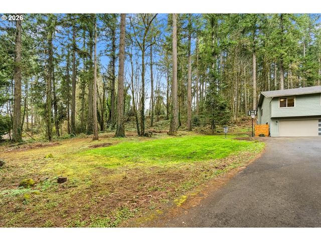 30475 Sw RIVERWOOD Dr, West Linn, OR 97068