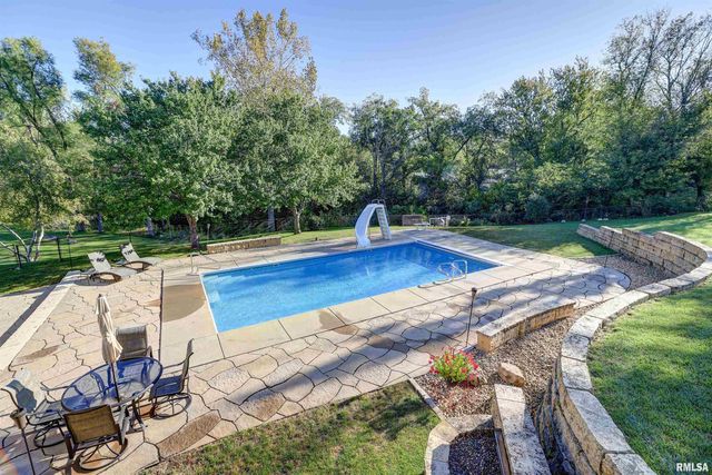 539 34TH Avenue North, Clinton, IA 52732