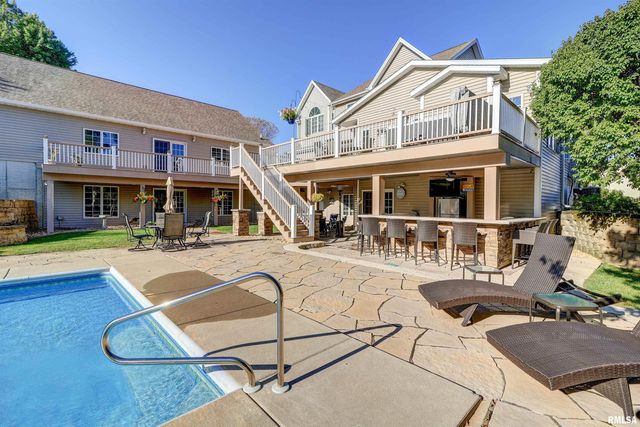 539 34TH Avenue North, Clinton, IA 52732