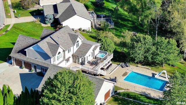 539 34TH Avenue North, Clinton, IA 52732