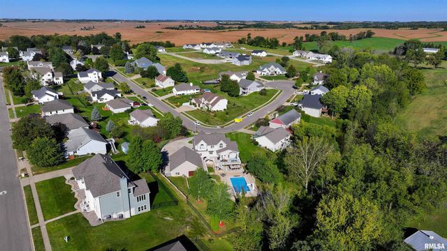 539 34TH Avenue North, Clinton, IA 52732