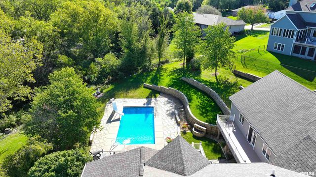 539 34TH Avenue North, Clinton, IA 52732