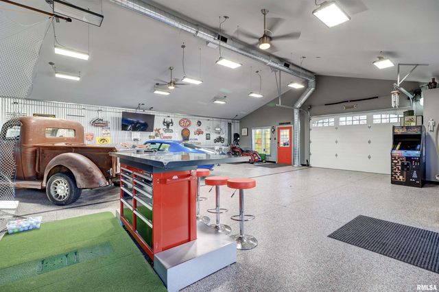 539 34TH Avenue North, Clinton, IA 52732