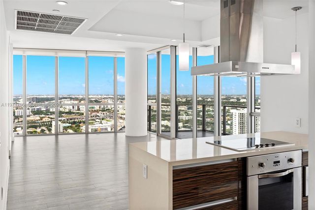 1100 Biscayne Blvd 4405, Miami, FL 33132