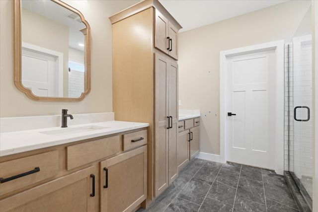 14118 N HAYDENS POINTE, Hallsville, MO 65255