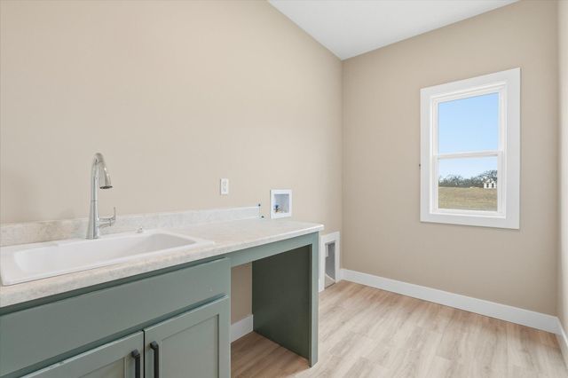 14118 N HAYDENS POINTE, Hallsville, MO 65255