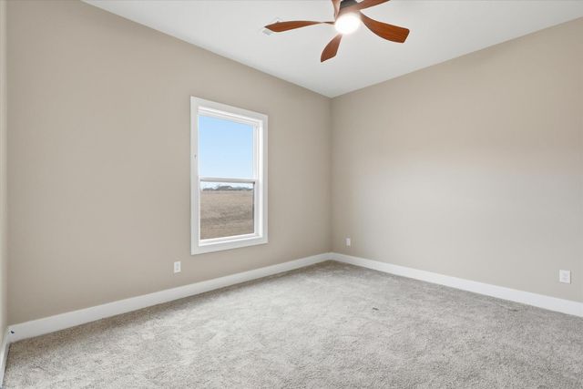 14118 N HAYDENS POINTE, Hallsville, MO 65255